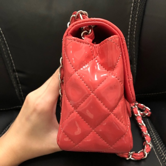 Chanel Mini Square - Picture 12 of 14